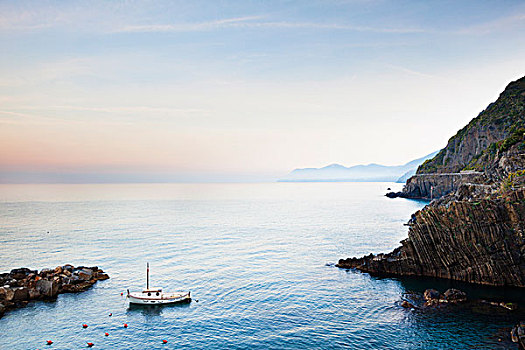 渔船,小,港口,里奥马焦雷,黎明,五渔村国家公园,世界遗产,利古里亚,意大利