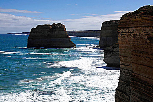 石灰石,石头,一堆,沿岸,悬崖,海洋,道路,坎贝尔港国家公园,维多利亚,澳大利亚
