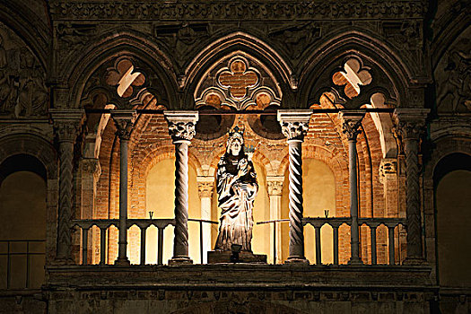 光亮,雕塑,拱,夜晚,费拉拉,艾米利亚-罗马涅大区,意大利