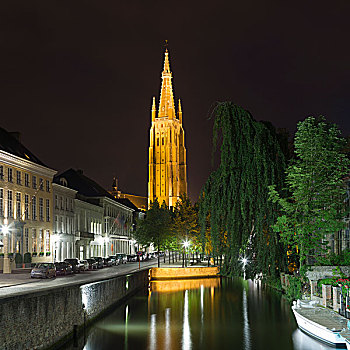圣母大教堂,运河,布鲁日,比利时