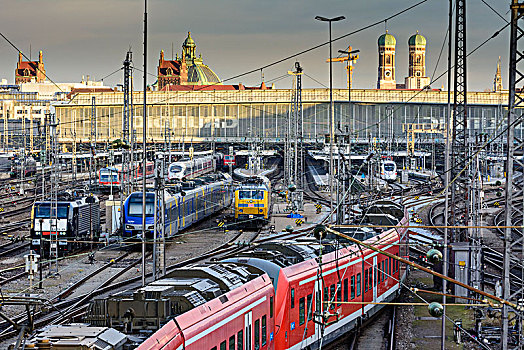 慕尼黑,法兰克福火车站,枢纽站,火车,教堂,圣母教堂,上巴伐利亚,巴伐利亚,德国