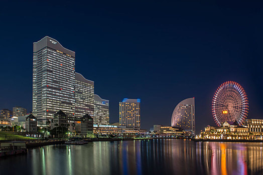 日本横滨城市夜色