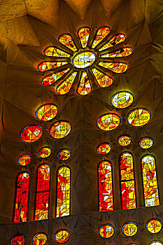 西班牙圣家堂玻璃彩绘