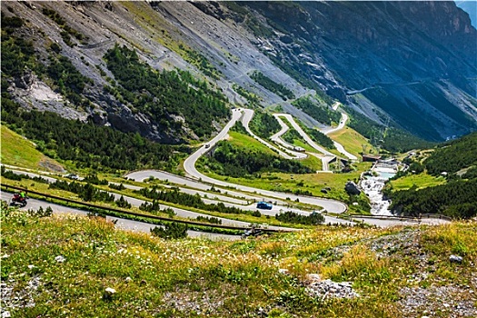 蜿蜒,山路,意大利阿尔卑斯山,自然公园