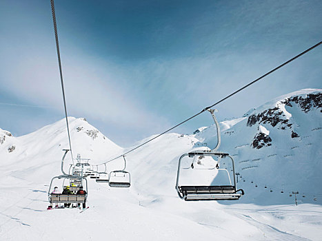 滑雪缆车,雪中,遮盖,山景,皮埃蒙特区,意大利