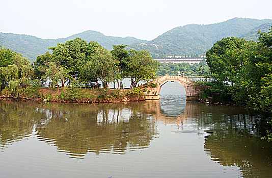 湘湖越堤,浣月桥