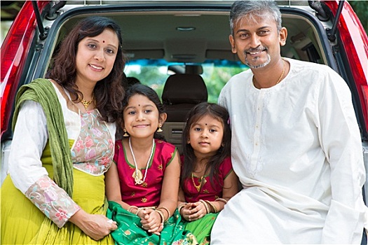 印度,家庭,坐,汽车