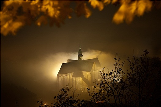雾状,教堂
