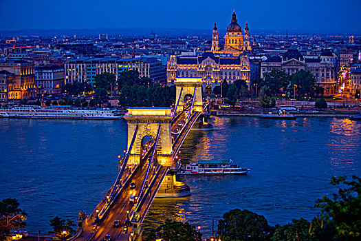 欧洲,匈牙利,布达佩斯,链索桥,照亮,夜晚,画廊