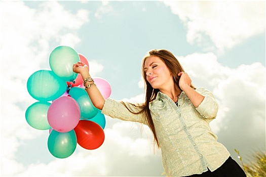 女孩,拿着,气球,天空,背景