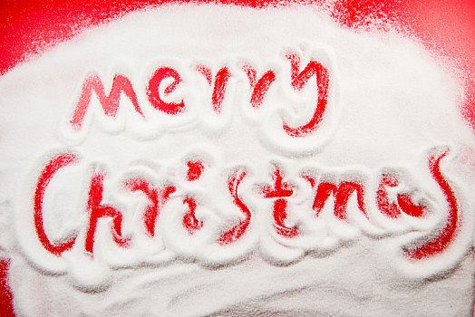 白色背景中红色的圣诞快乐字母