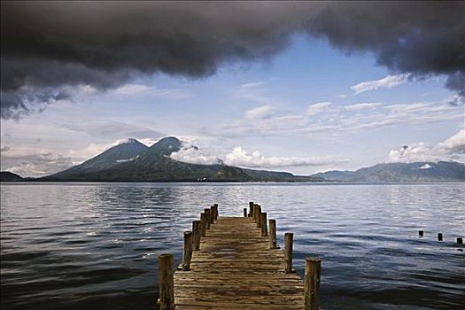 码头,阿蒂特兰湖,危地马拉