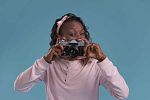 美女,年轻,非洲女人,相机,摄影,蓝色背景,背景