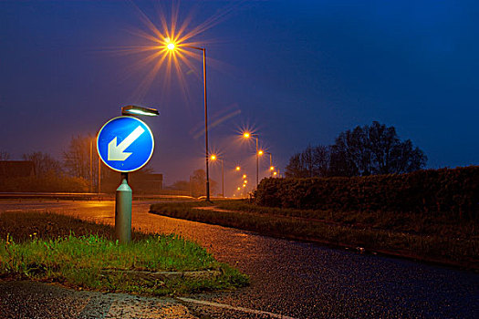 英格兰,达勒姆郡,路标,指示,左边,光亮,黄昏