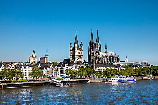莱茵河,历史,中心,科隆大教堂,教堂,市政厅,科隆,北莱茵威斯特伐利亚,德国,欧洲