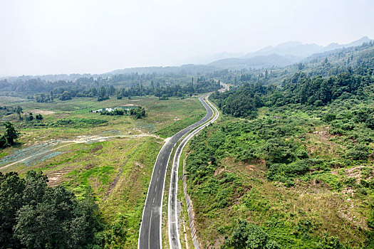 美丽的四川盘山公路