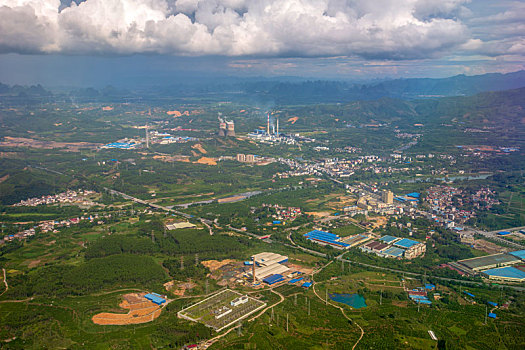 从空中俯瞰中国广西桂林市郊风光