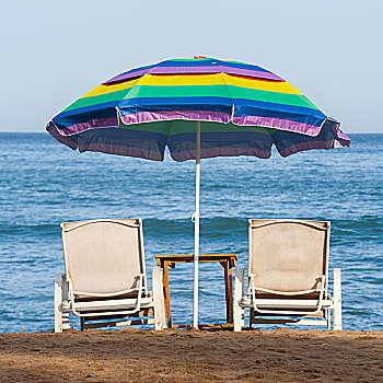 彩虹,海滩伞,上方,两个,休闲椅,海滩,边缘,墨西哥