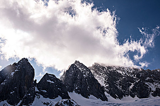 玉龙雪山