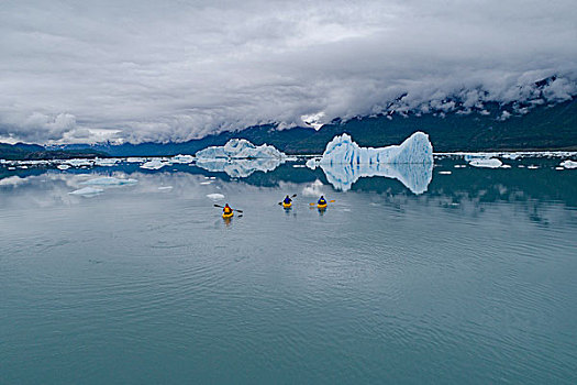 人,独木舟,冰河,泻湖,阴天,阿拉斯加,美国