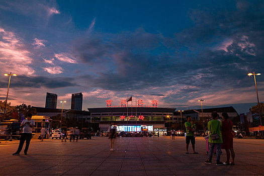 重庆北站北广场南广场图片