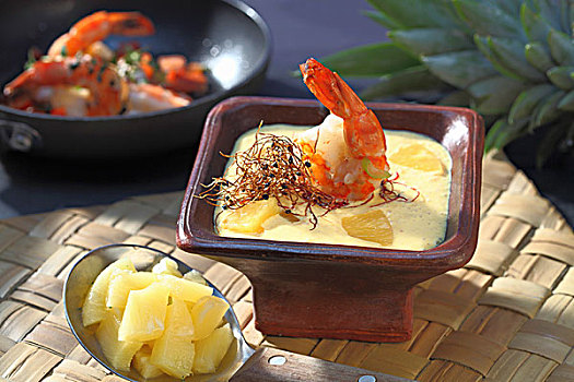 菠萝,咖喱汤,对虾