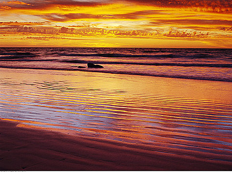日落,凯布尔海滩,澳大利亚