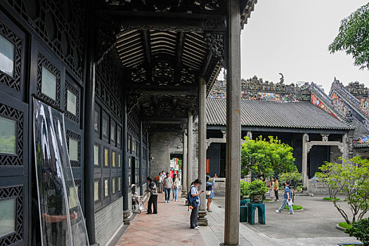 羊城广州阴天的陈家祠古建筑群特写