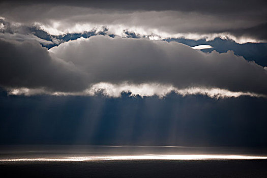 太阳光线,河流,云,国家公园,阿拉斯加,美国