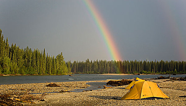 帐蓬,砾石,彩虹,后面,育空地区,加拿大