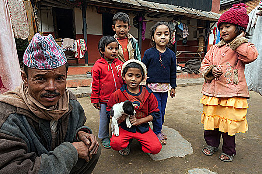 尼泊尔人,父亲,孩子,正面,房子,尼泊尔,亚洲