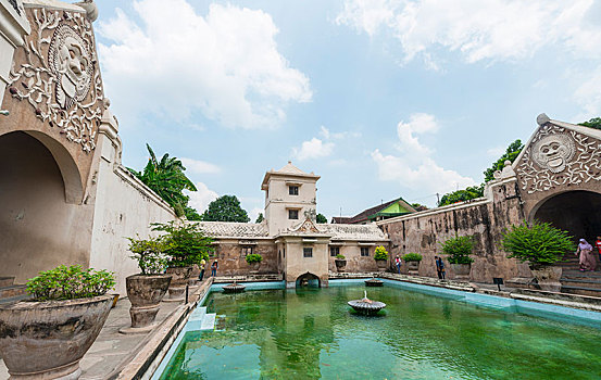 喷泉,护城河,城堡,水,纱丽,日惹,爪哇,印度尼西亚,亚洲