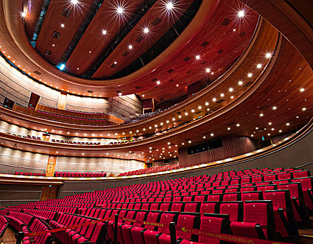 国家大剧院大剧场观众坐席与空间装饰
