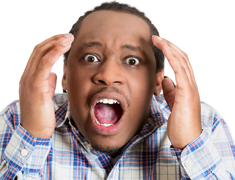 特写_恐惧_惊恐_男青年_高清图片_全景视觉