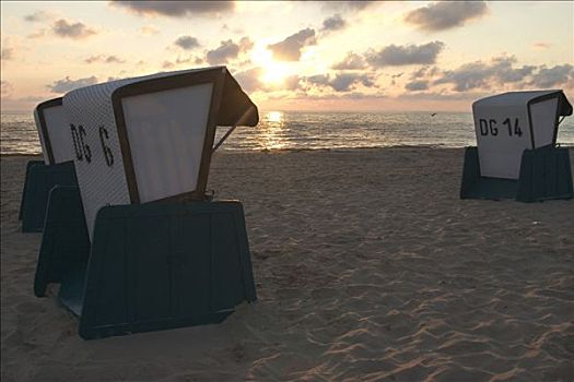屋顶,海滩藤椅,日出,梅克伦堡前波莫瑞州,德国,欧洲