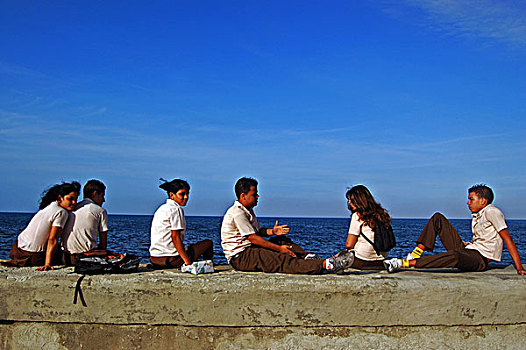 人,坐,海边,哈瓦那,古巴,十一月,2007年,首都,港口,商业中心,城市,一个