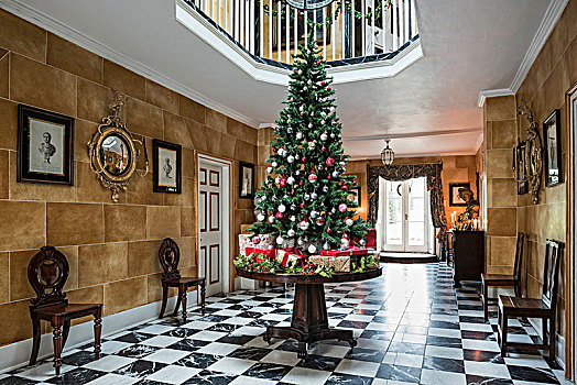 圣诞树,礼物,桌上,大,招待,大厅