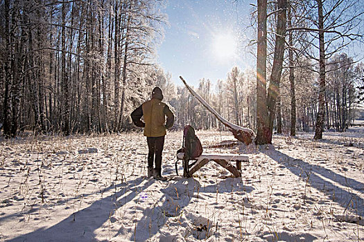 男人,冬天,树林,俄罗斯
