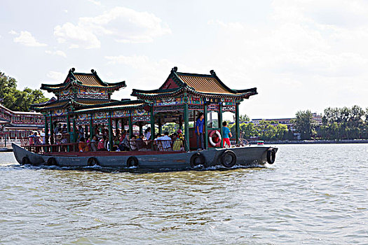 北京北海公园的船