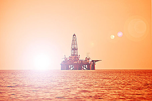 近海石油钻井,日落,海洋