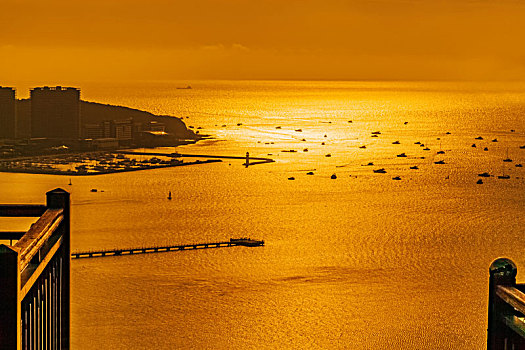 中国海南省三亚市海洋夕阳黄昏自然景观