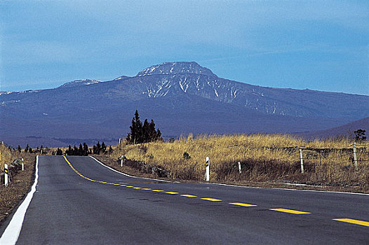 道路,山