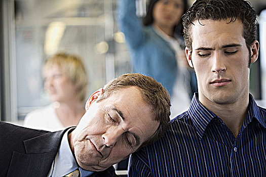 男人,睡觉,肩部,地铁