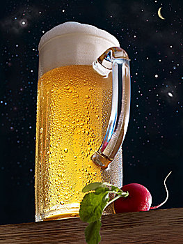 啤酒玻璃杯,萝卜,星空