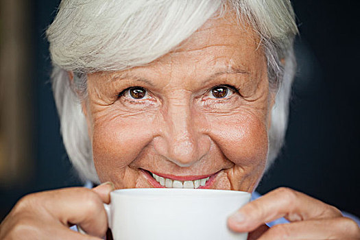 头像,老年,女人,咖啡杯,特写