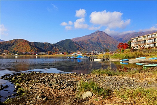 湖,日本