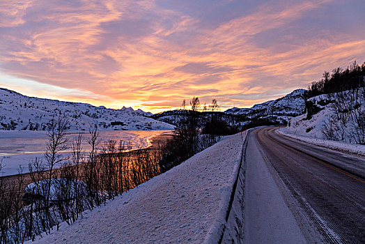 黎明,上方,一半,冰冻,湖,挪威,欧洲