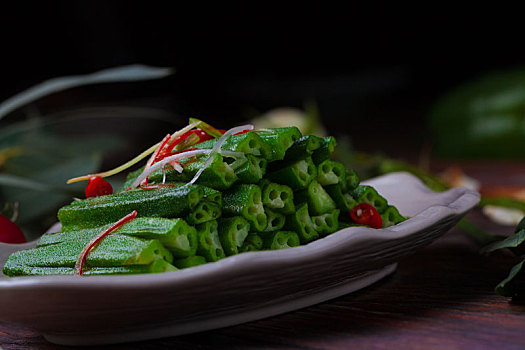 中餐创意料理清蒸秋葵