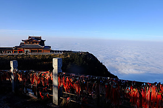 峨眉山