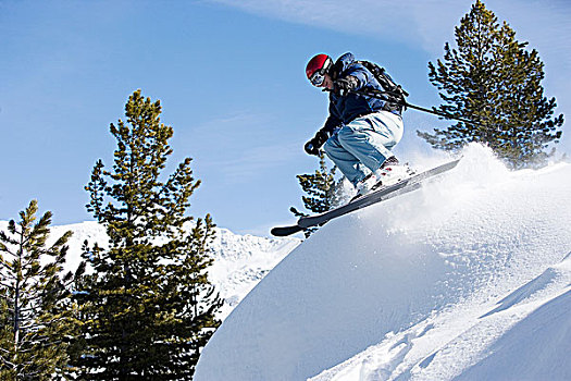 男性,滑雪,跳跃,山
